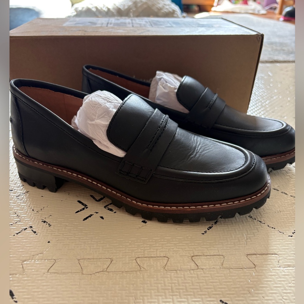***NEW**** Madewell Corinne Lugsole Penny Loafers in Black with Brown size 6 - Picture 6 of 10